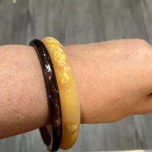 Set of two bracelets